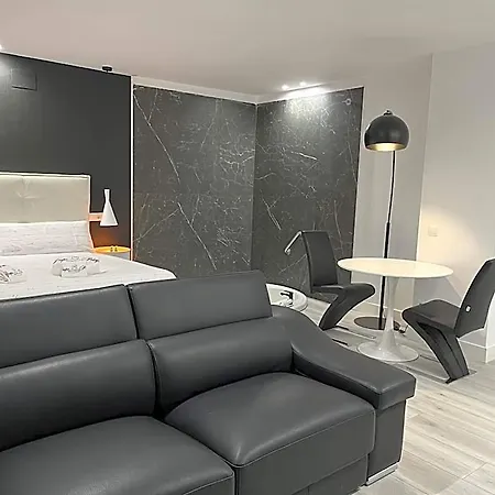 H Pelayo Auto Check-in Hotel *