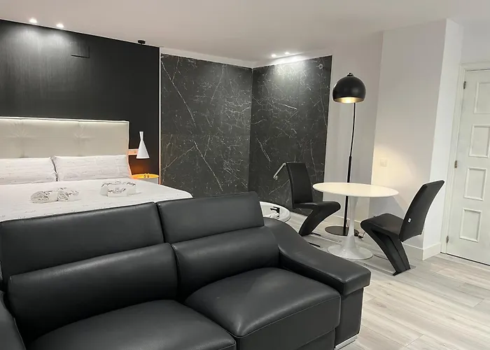 H Pelayo Auto Check-in